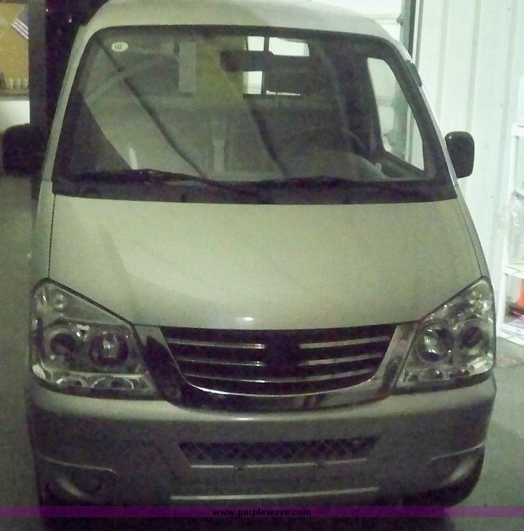 image for item 7560 2008 LIL utility vehicle