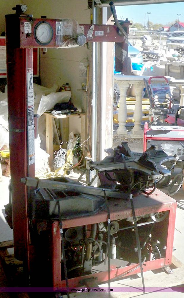 image for item 7576 Coats 5060AX rim clamp tire machine