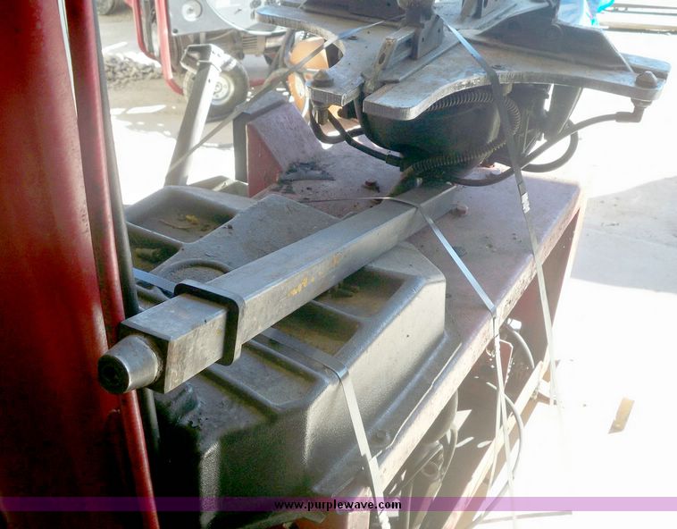 image for item 7576 Coats 5060AX rim clamp tire machine