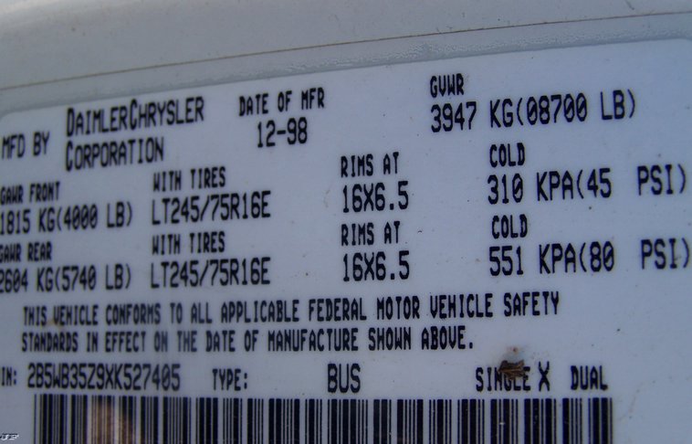 image for item 8030 1999 Dodge Ram 3500 wagon