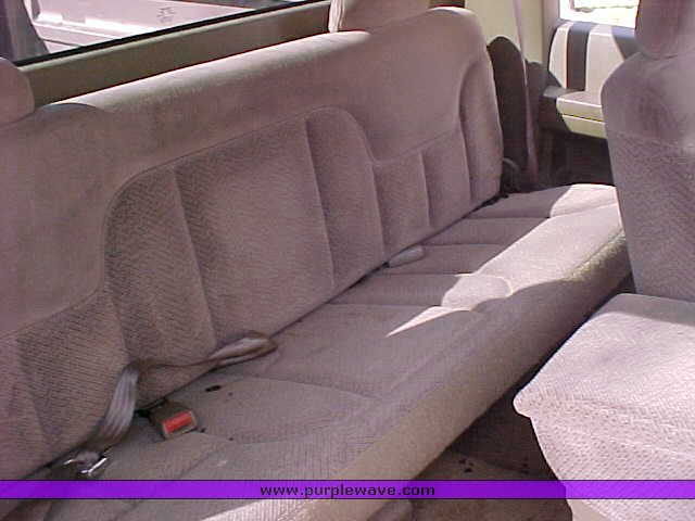 image for item 9500 1995 Chevrolet C1500 Silverado half ton extended cab pickup