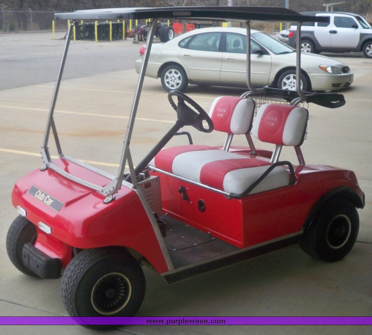image for item 9591 Club Car electric golf cart with EZ-GO charger