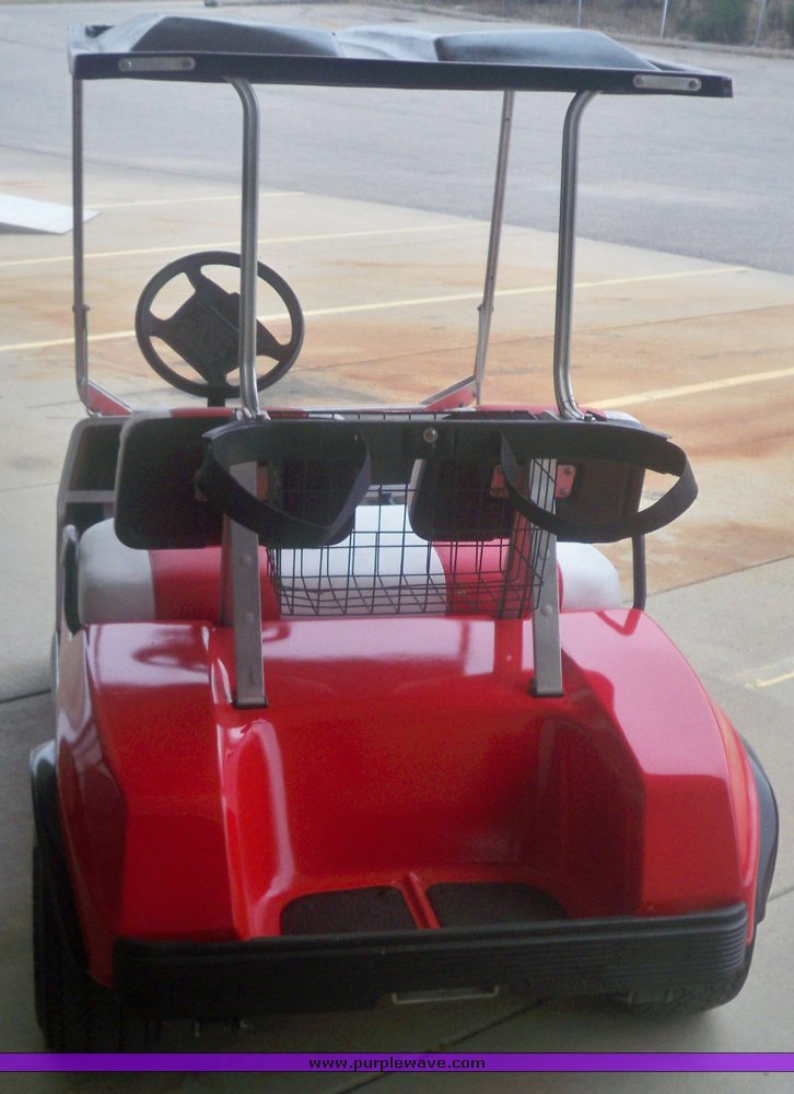 image for item 9591 Club Car electric golf cart with EZ-GO charger