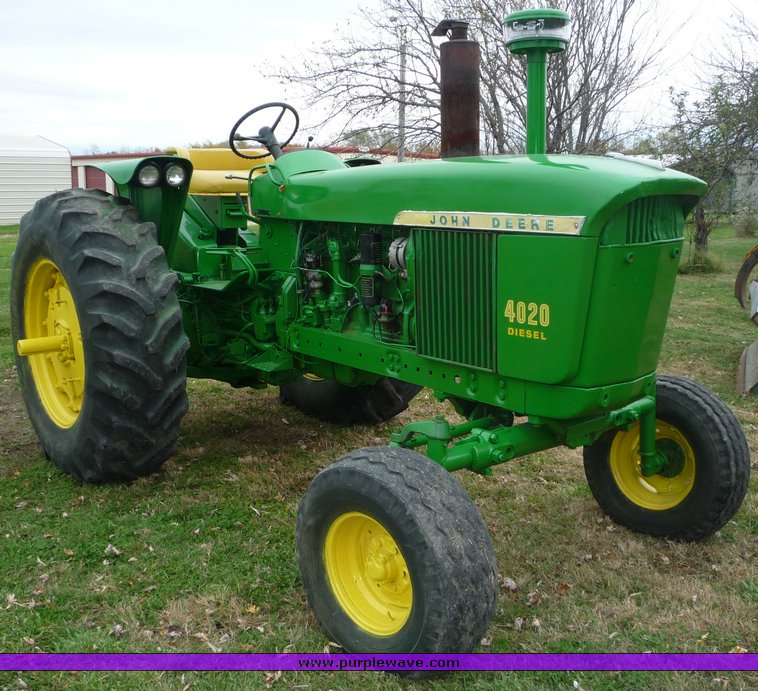 image for item 2104 1965 John Deere 4020 tractor