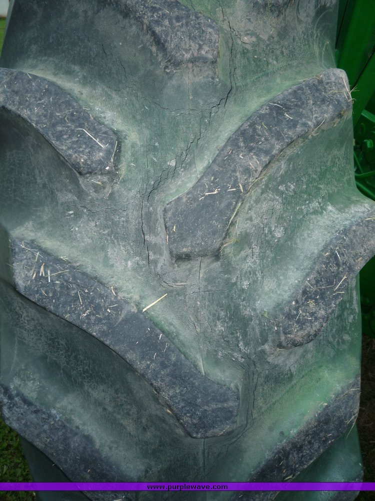 image for item 2104 1965 John Deere 4020 tractor