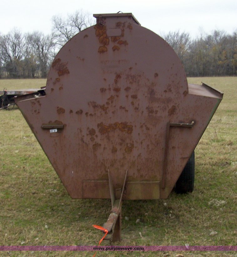 image for item 4068 Grain Belt mobile live stock feeder