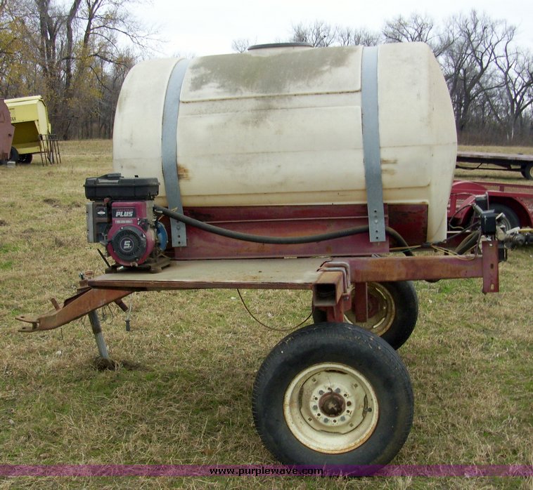 image for item 4076 400 gallon mobile application tank