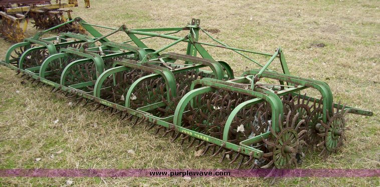 image for item 4077 John Deere 14' rotary hoe