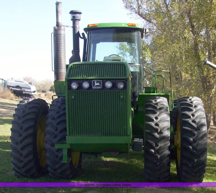 image for item 4162 John Deere 8760 four wheel drive tractor