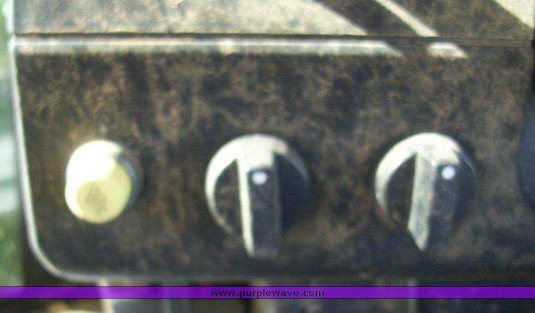 image for item 4162 John Deere 8760 four wheel drive tractor