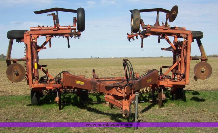 image for item 4163 Sunflower 3670-35 blade plow