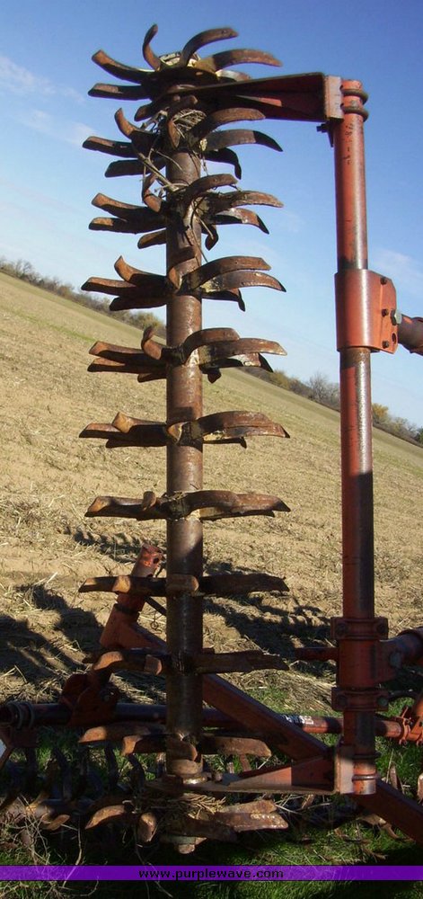 image for item 4163 Sunflower 3670-35 blade plow