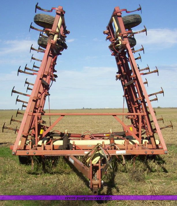 image for item 4166 Krause 4133 33' field cultivator
