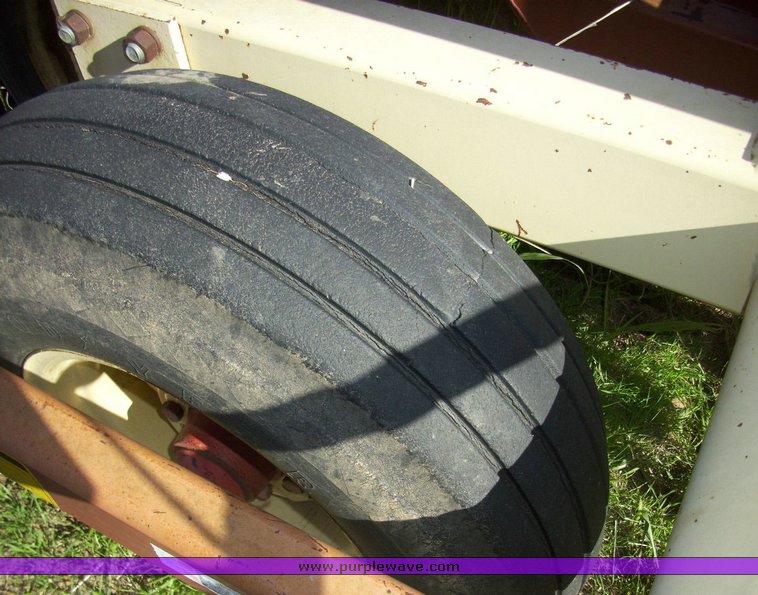 image for item 4166 Krause 4133 33' field cultivator