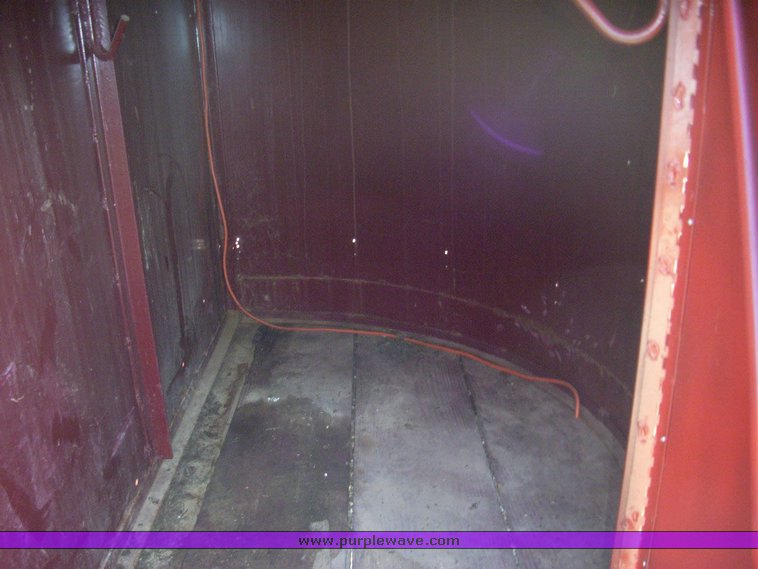 image for item 4167 1992 Bonanza 20' tandem axle stock trailer