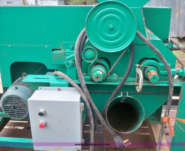 image for item 4276 1990 Davis 200A 10' x 20' roller mill