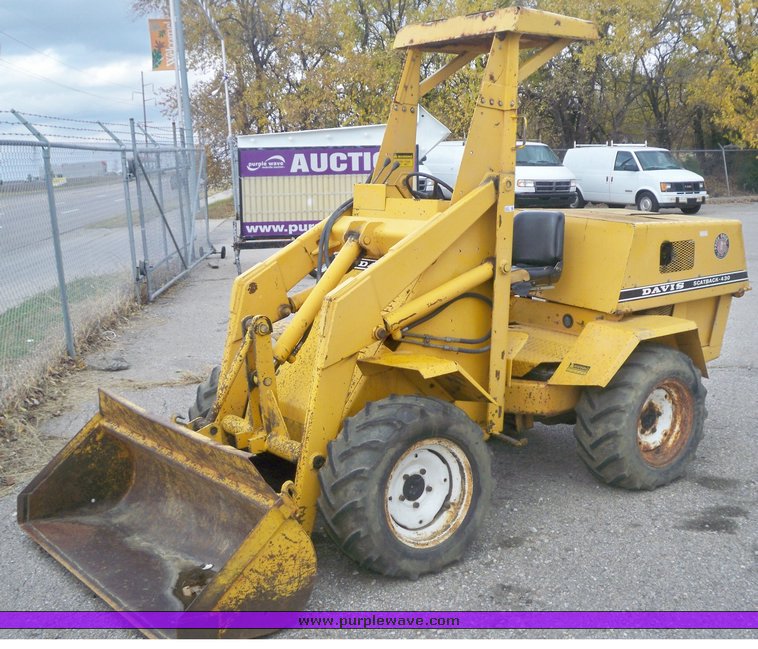 image for item 4281 Davis Scatback 430 front loader