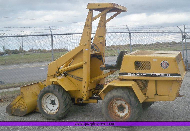 image for item 4281 Davis Scatback 430 front loader