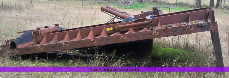 image for item 4323 Harsh twin cylinder bed and Rigid Lift hoist