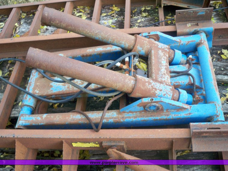 image for item 4323 Harsh twin cylinder bed and Rigid Lift hoist