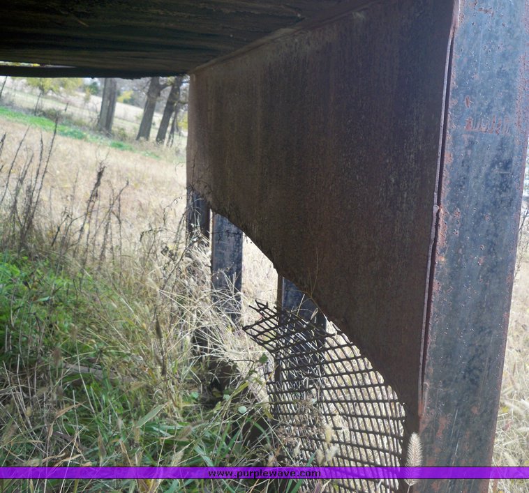 image for item 4323 Harsh twin cylinder bed and Rigid Lift hoist