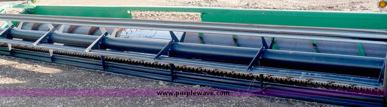 image for item 5591 1997 John Deere 930 rigid platform