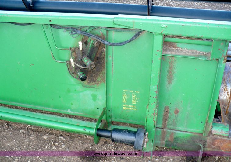 image for item 5591 1997 John Deere 930 rigid platform