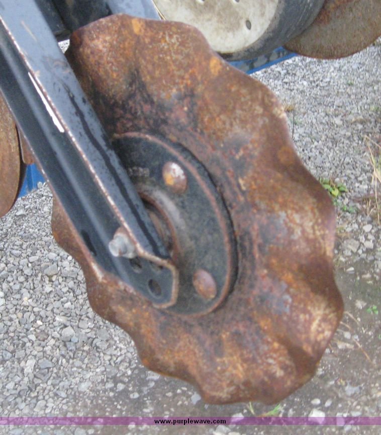 image for item 6398 Kinze 3600 16-31 planter