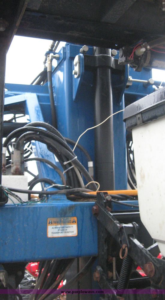 image for item 6398 Kinze 3600 16-31 planter