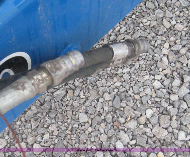 image for item 6398 Kinze 3600 16-31 planter