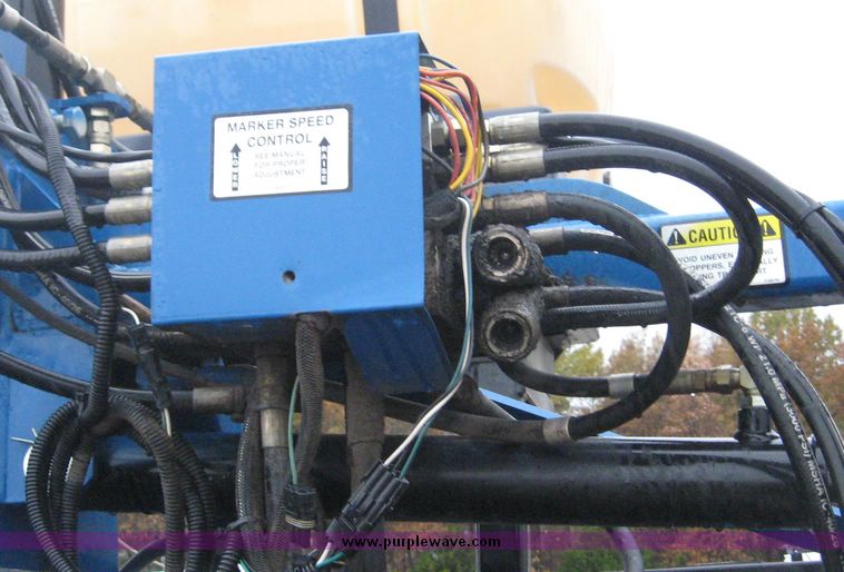 image for item 6398 Kinze 3600 16-31 planter