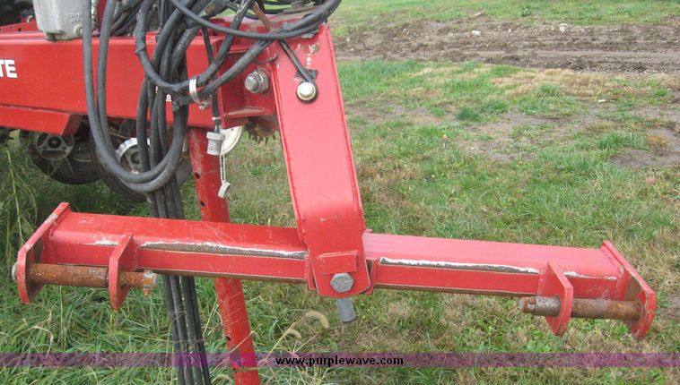 image for item 6400 White 6180 16 row planter