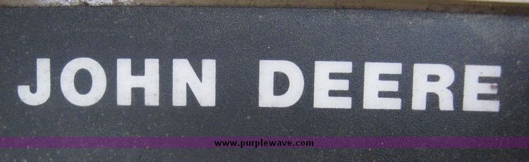 image for item 6401 1997 John Deere 1760 MaxEmerge Plus Conservation Flex Frame planter