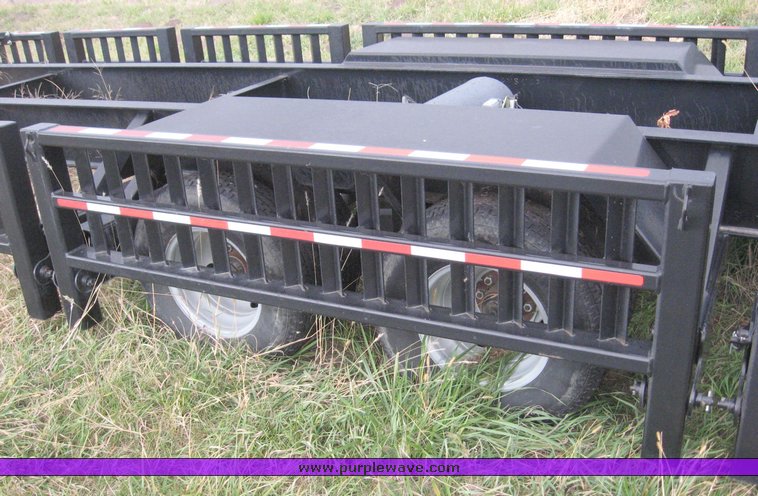 image for item 6402 2006 B-B Sprayer transport trailer