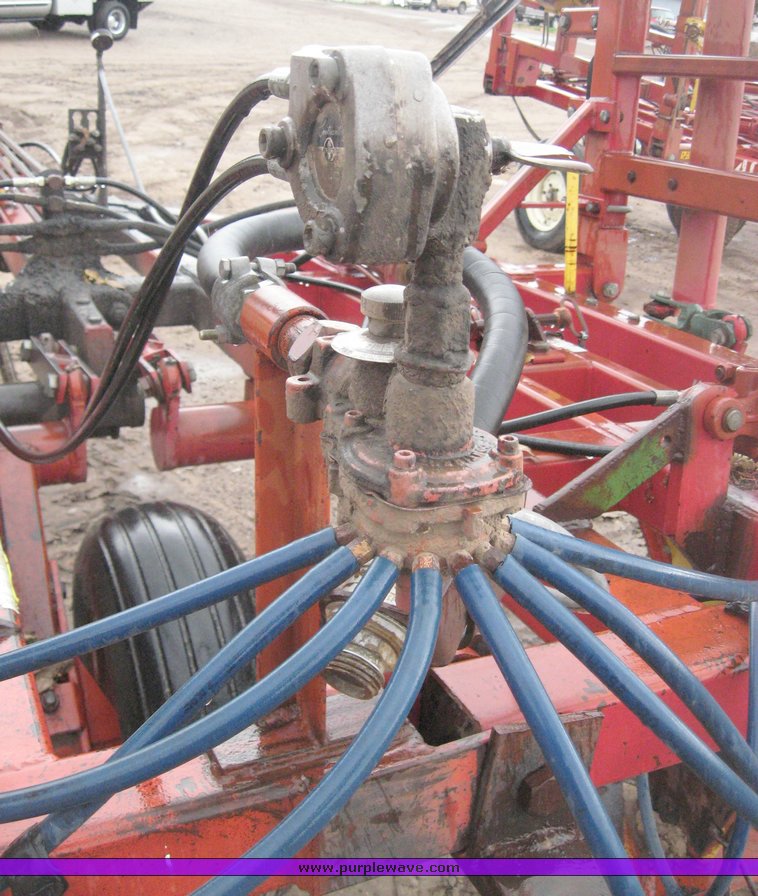 image for item 6404 Sunflower 3240 undercutter V blade with Flo-Trol