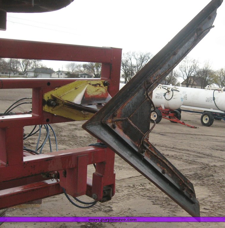 image for item 6404 Sunflower 3240 undercutter V blade with Flo-Trol