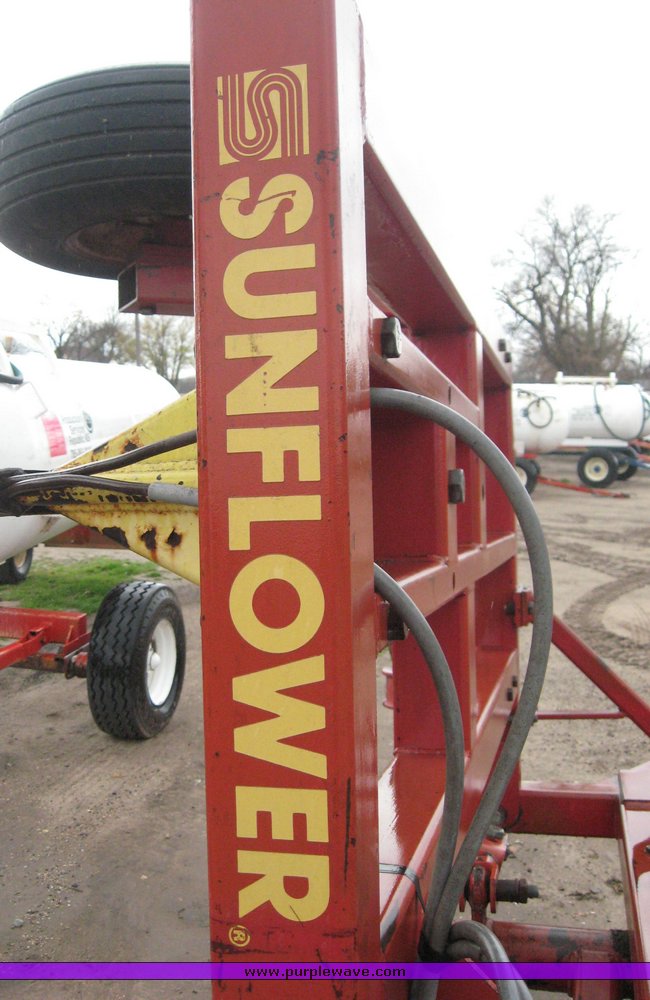 image for item 6405 Sunflower 3240 undercutter V blade with Flo-Trol