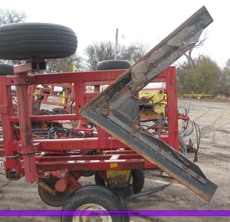 image for item 6405 Sunflower 3240 undercutter V blade with Flo-Trol