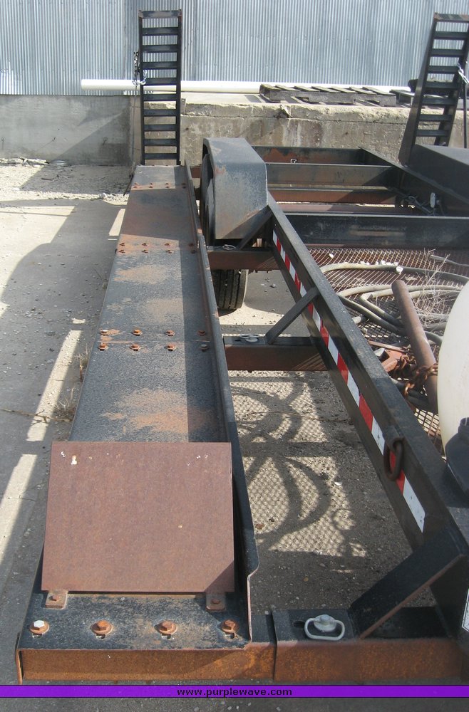 image for item 6406 2000 B-B sprayer trailer