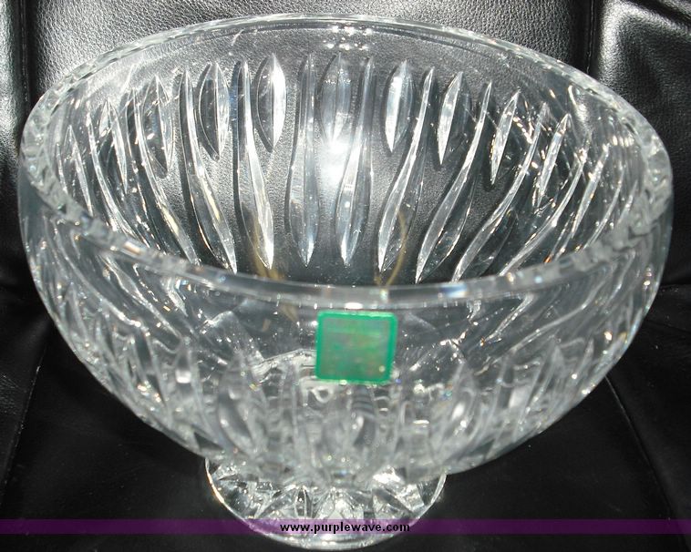 image for item 3032 8" Marquis by Waterford crystal bowl