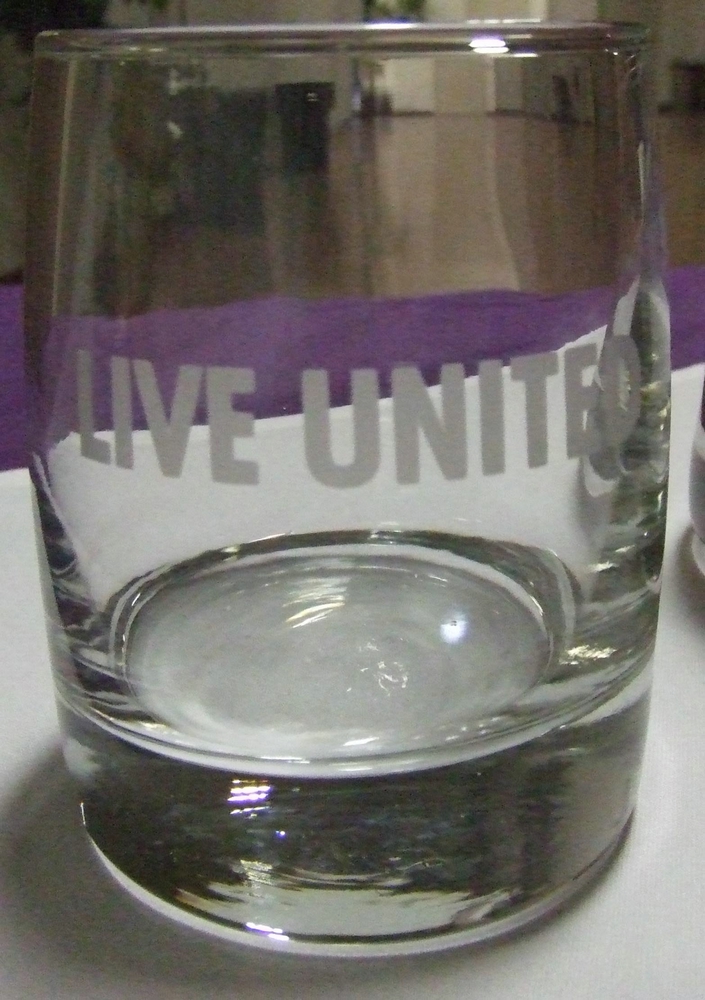 image for item 6530 Bottle of Johnnie Walker Red Label blended scotch whiskey