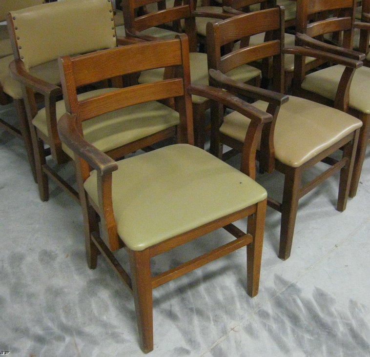 image for item 6511 (21) oak upholstered office chairs