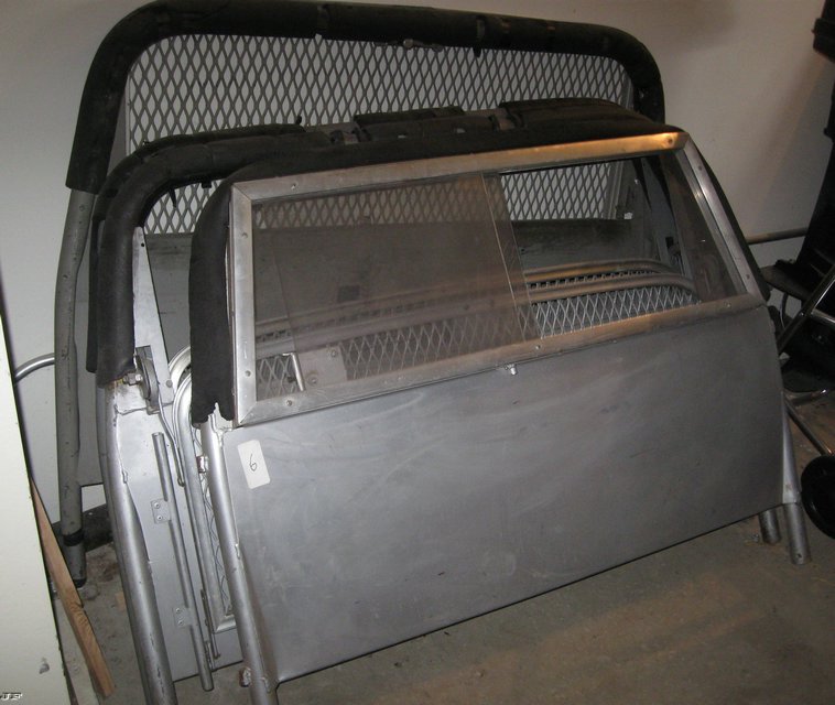 image for item 6520 (15) prisoner partitions