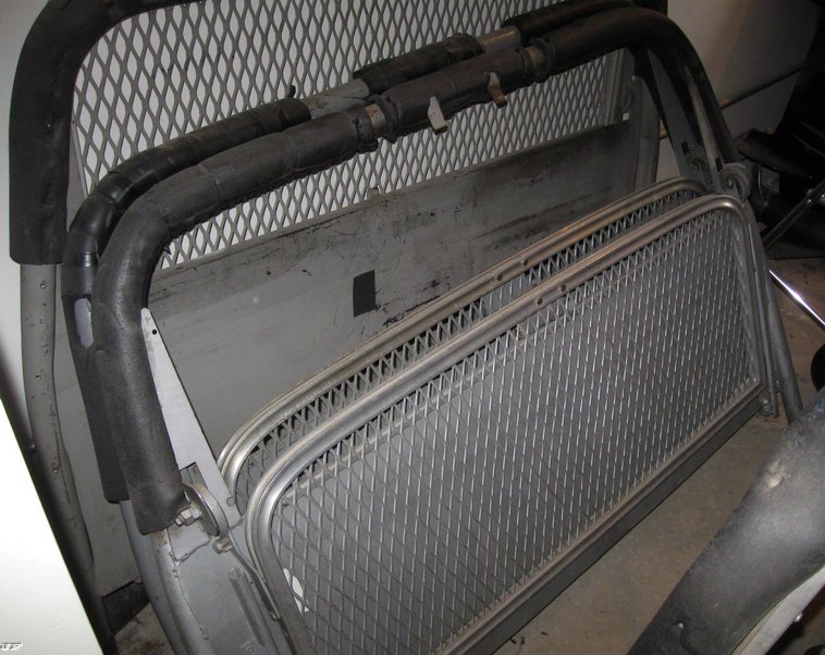 image for item 6520 (15) prisoner partitions