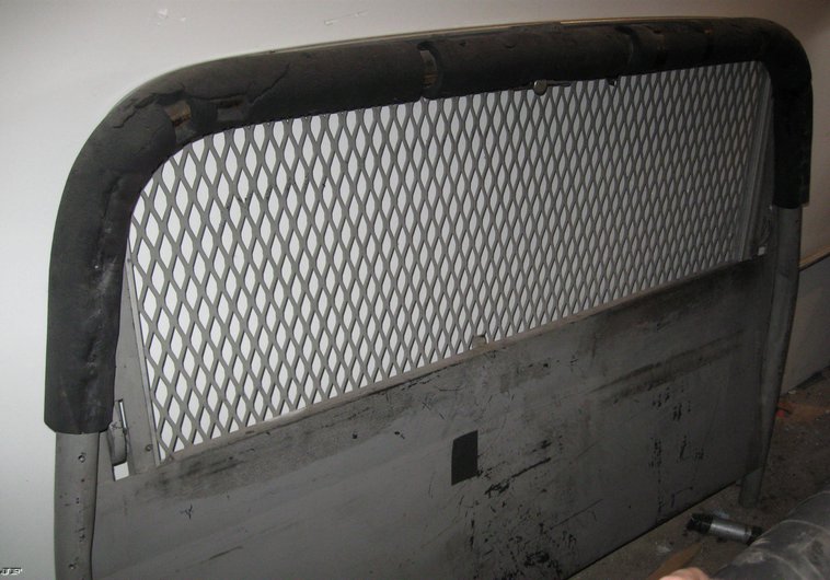 image for item 6520 (15) prisoner partitions