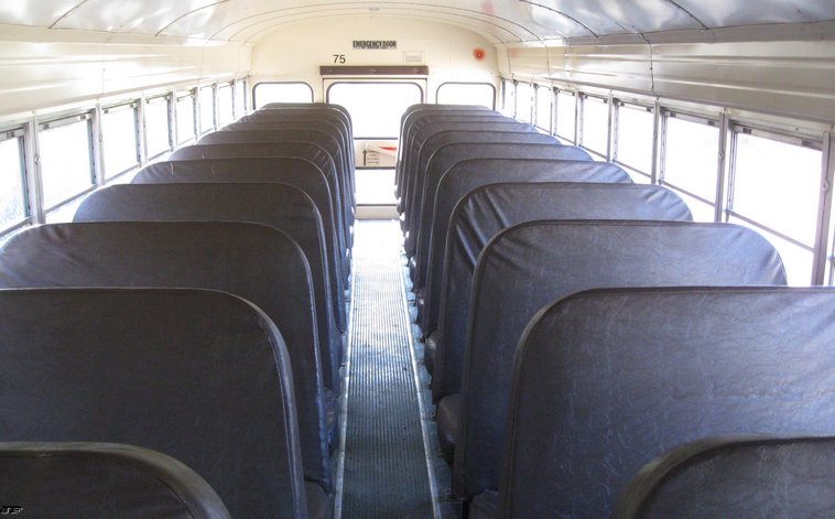 image for item 6523 1993 Ford COWLSB700F 66 passenger school bus