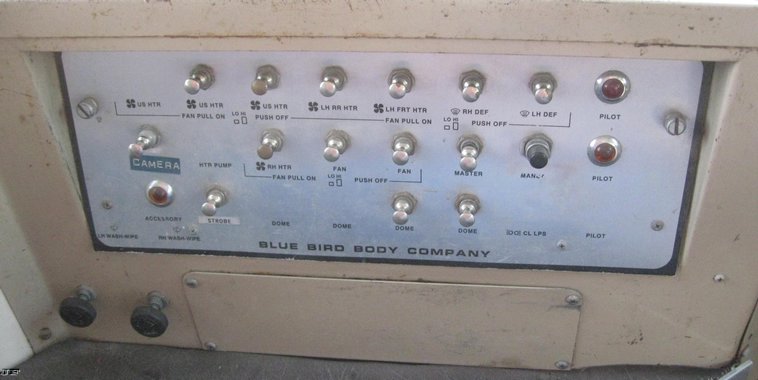 image for item 6523 1993 Ford COWLSB700F 66 passenger school bus