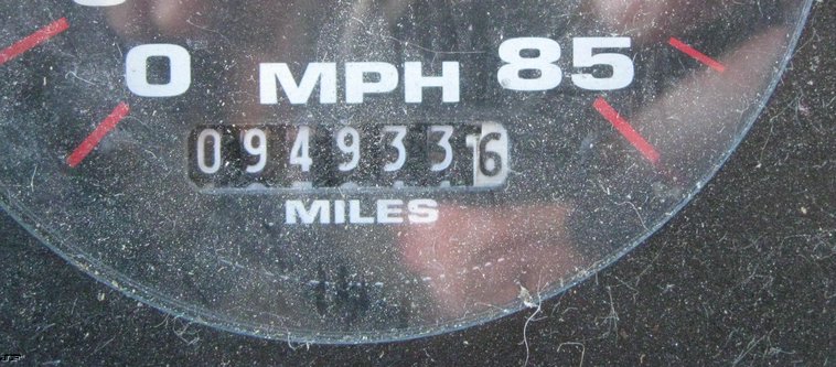 image for item 6525 2000 Thomas 65 passenger school bus