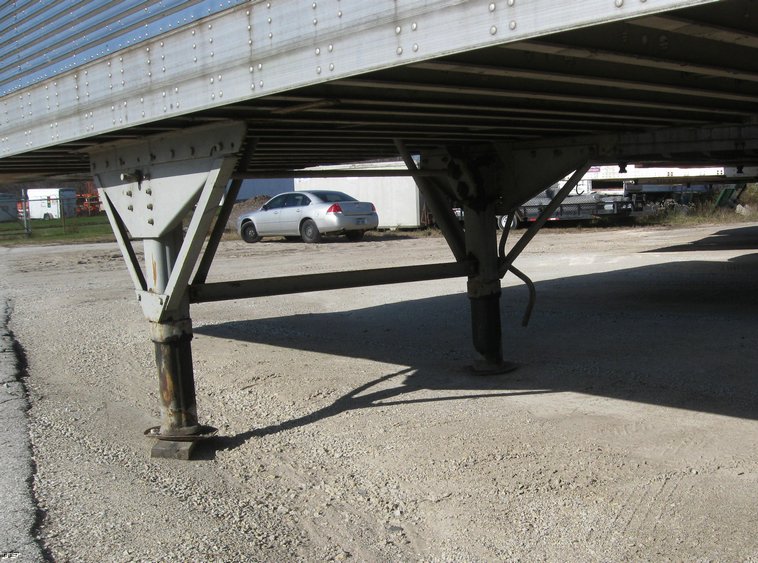 image for item 6531 1975 Great Dane 810T40 Great Dane 42' dry van trailer