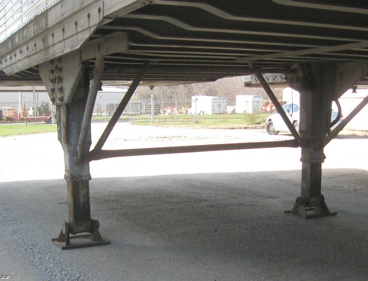 image for item 6532 1969 Great Dane 926T 40' dry van trailer